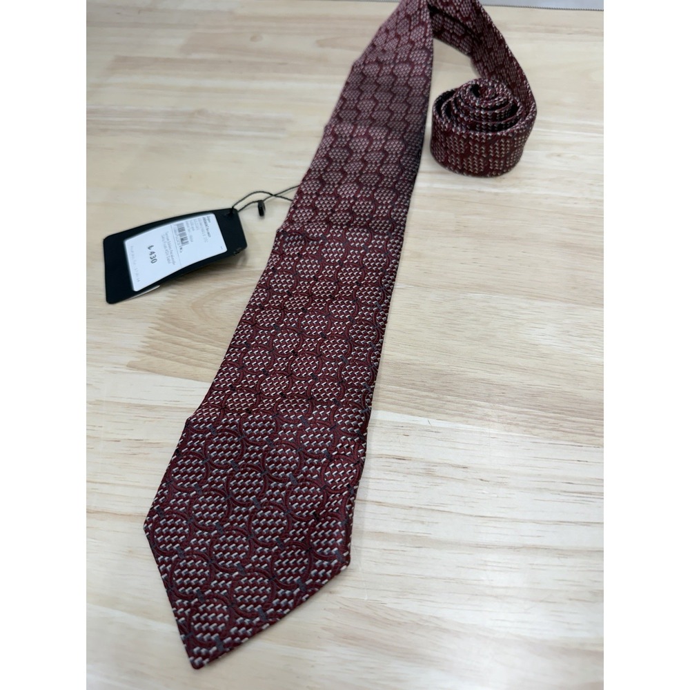 Ermenegildo Zegna 100% Silk Red Geometric Tie Necktie Made in Italy - New